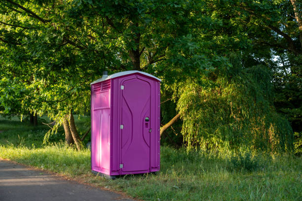 Best Portable restroom trailer rental  in Carleton, MI